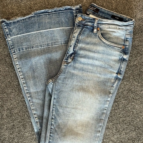 Judy Blue Women’s Giselle Tummy Control Release Hem Flare Jeans, size 11/30 - Picture 3 of 9